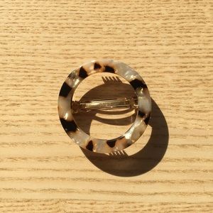 Madewell circle barrette